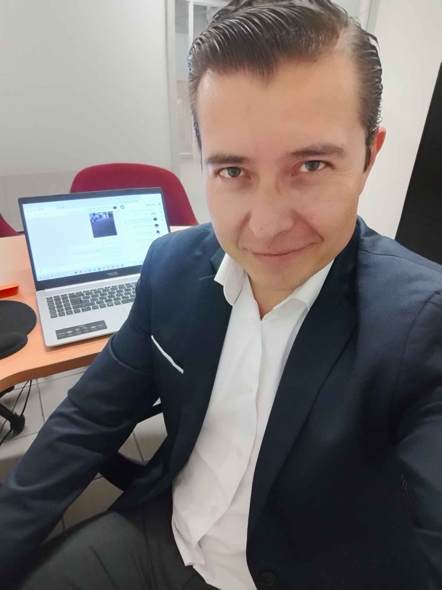 Victor López